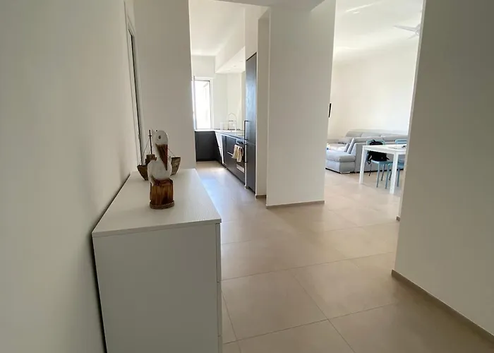 The Mermaids' * Savona